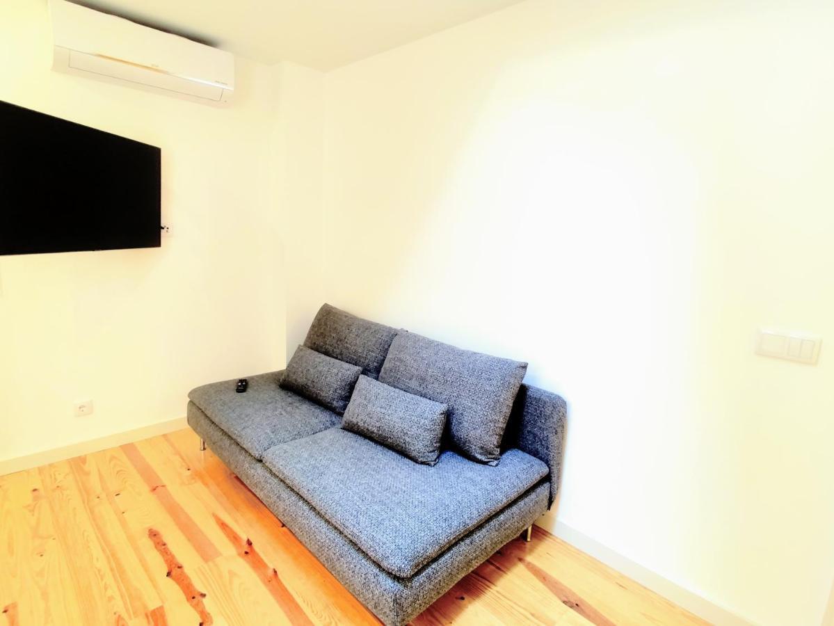 Bombarda Cinema Apartments OOporto Exteriör bild